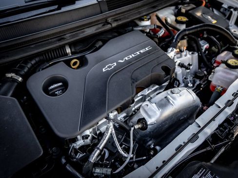 Used 2018 Chevrolet Volt LT FWD image 33