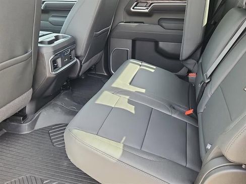 New 2026 Chevrolet Silverado 1500 LTZ w/ LTZ Premium Package AWD/4WD image 9