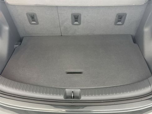 Used 2017 Chevrolet Bolt LT FWD image 15