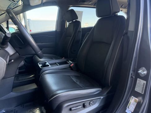 Used 2024 Honda Odyssey Elite image 16