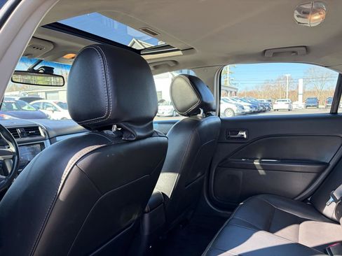 Used 2012 Ford Fusion SEL image 19