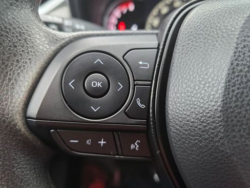 Used 2023 Toyota RAV4 XLE image 20