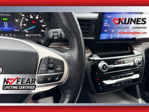 Used 2022 Ford Explorer Limited AWD/4WD image 25