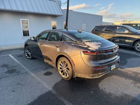 Used 2024 Toyota Crown Limited image 5