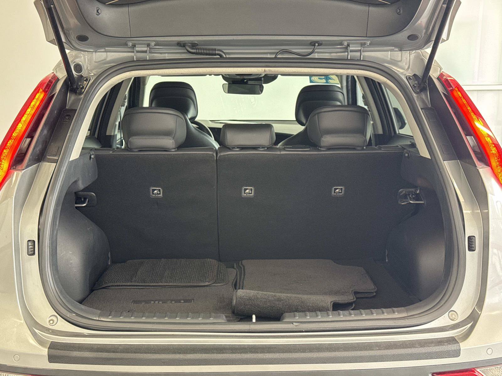 Used 2023 Kia Niro EX FWD image 26
