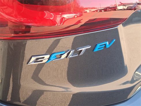 Used 2020 Chevrolet Bolt LT image 25