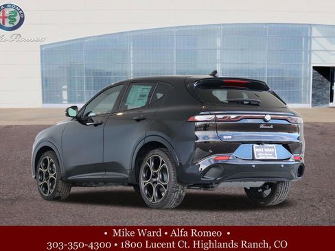 New 2025 Alfa Romeo Tonale image 3