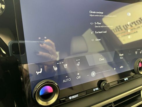 Used 2024 Lexus RX 350 AWD image 17