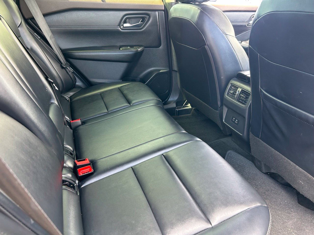 Certified 2023 Nissan Rogue SV w/ SV Premium B Package FWD image 14