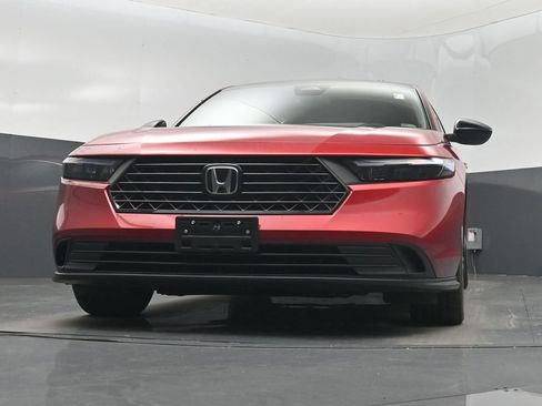 Used 2024 Honda Accord Sport image 31