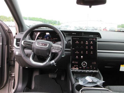 New 2026 GMC Terrain Elevation FWD image 13