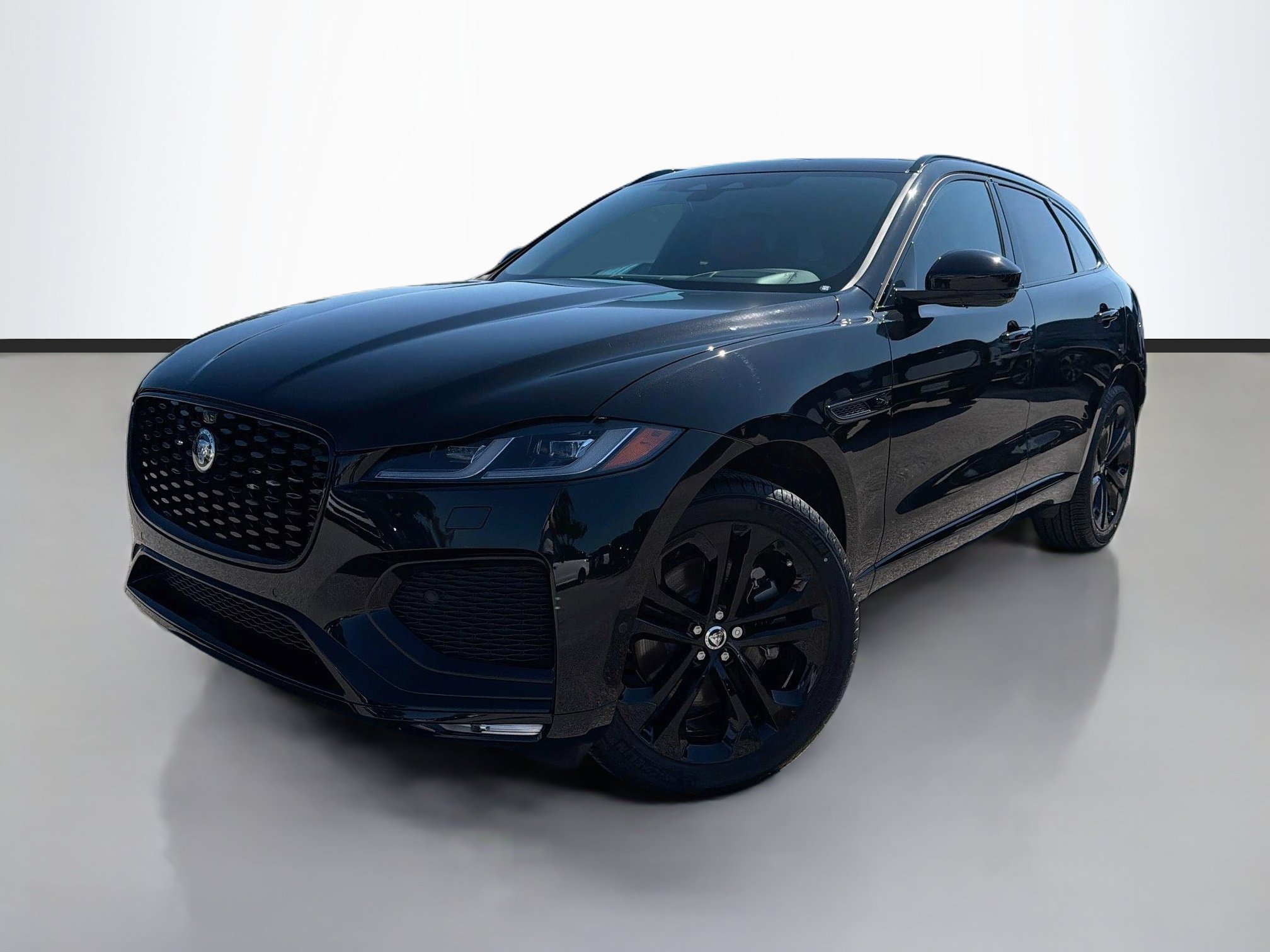 New 2026 Jaguar F-PACE R-Dynamic S AWD/4WD image 1