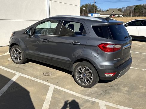 Used 2018 Ford EcoSport Titanium image 8