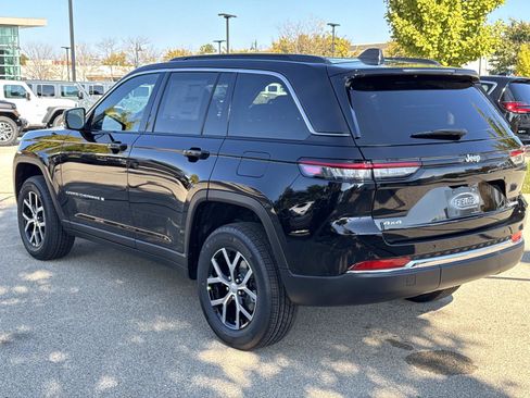 New 2025 Jeep Grand Cherokee Limited image 7