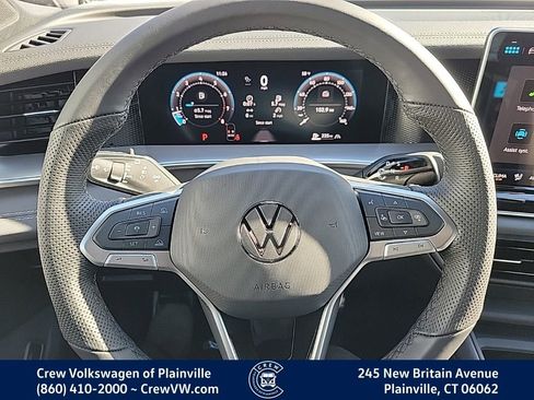 New 2026 Volkswagen Tiguan SE R-Line image 5