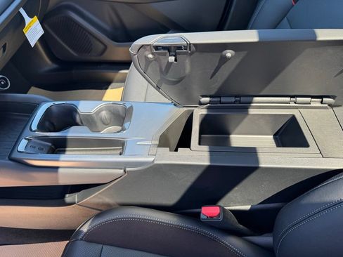 New 2026 Chevrolet Equinox EV RS FWD image 18