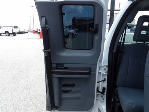 Used 2015 Ford F250 XL w/ Power Equipment Group RWD image 30