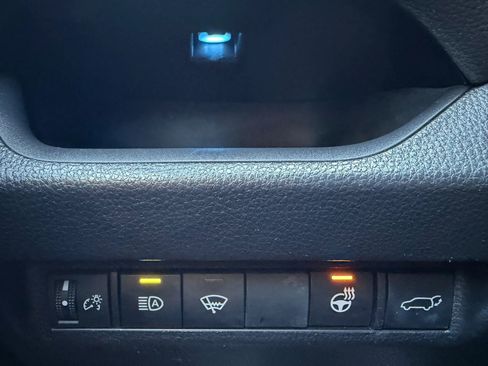 Used 2019 Toyota RAV4 XSE w/ XSE Weather Package image 25