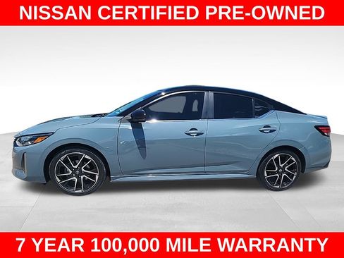 Used 2024 Nissan Sentra SR w/ SR Premium Package FWD image 4