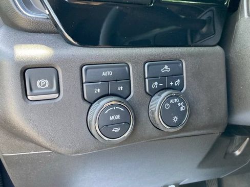 Used 2024 Chevrolet Silverado 1500 LT AWD/4WD image 27