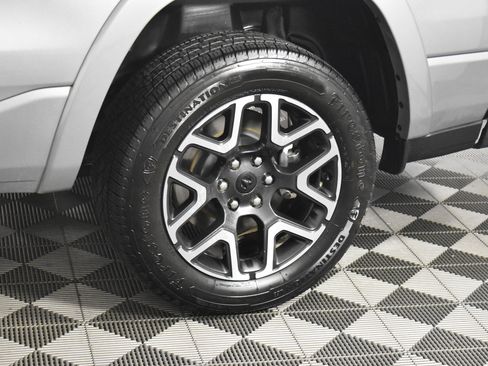 Used 2025 RAM 1500 Laramie image 57