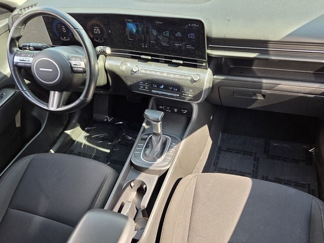 Used 2025 Hyundai Kona SEL FWD image 16