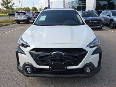 Certified 2025 Subaru Outback Onyx Edition XT AWD/4WD image 8