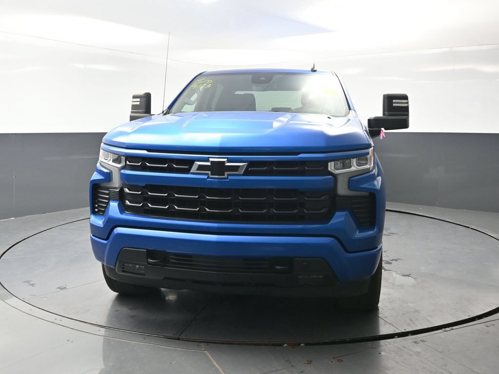 Used 2024 Chevrolet Silverado 1500 RST AWD/4WD image 4