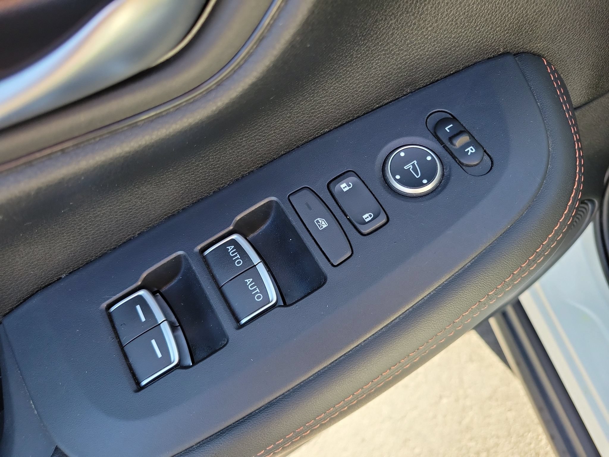 Used 2024 Honda HR-V Sport image 8