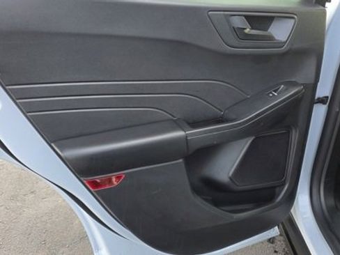 Used 2025 Ford Escape Active image 10