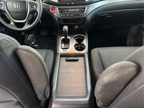 Used 2017 Honda Ridgeline Sport image 22