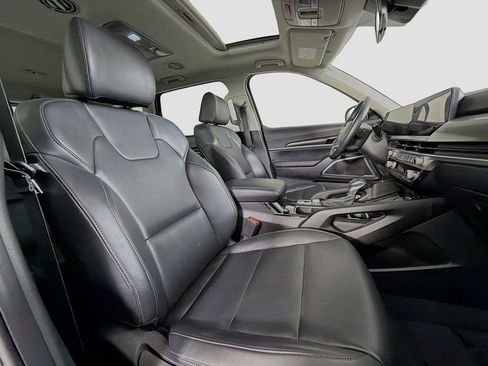 Used 2025 Kia Telluride S AWD/4WD image 34