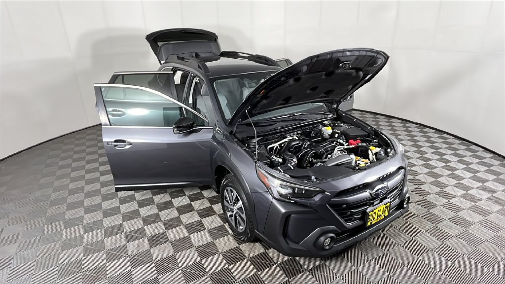 Used 2023 Subaru Outback Premium AWD/4WD image 14