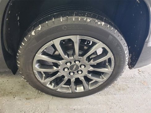 Used 2023 GMC Acadia Denali w/ Black Diamond Edition image 37