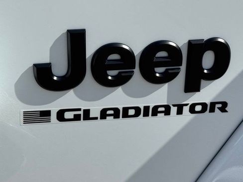 New 2026 Jeep Gladiator Sport AWD/4WD image 40