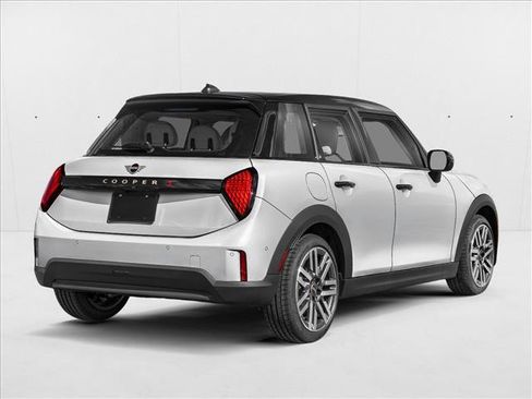 New 2026 MINI Cooper 4-Door Hardtop image 2