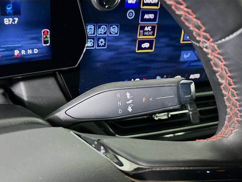 Used 2024 Chevrolet Equinox EV RS image 24