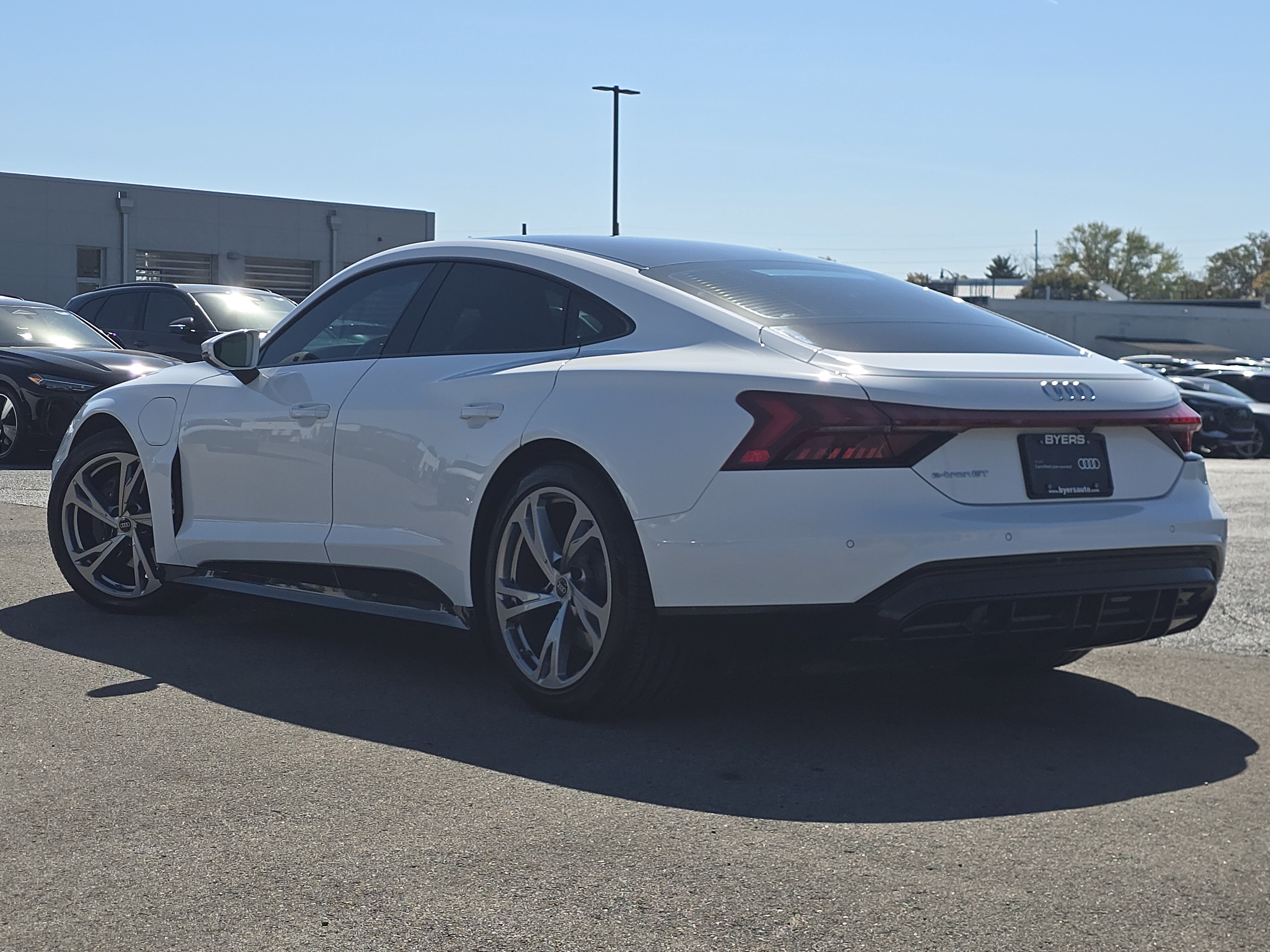 Certified 2022 Audi e-tron GT Premium Plus AWD/4WD image 5