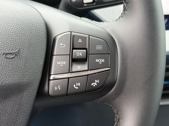 New 2026 Ford Maverick XLT w/ XLT Luxury Package FWD image 30