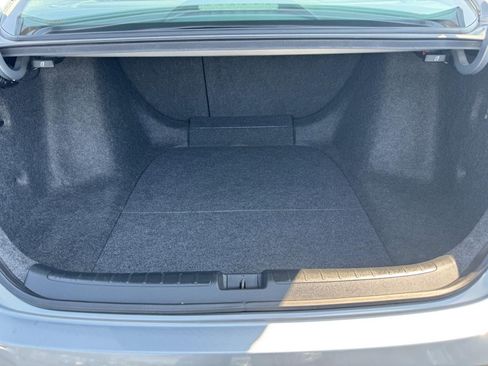 Used 2019 Honda Accord Touring image 5