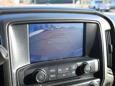 Used 2018 Chevrolet Silverado 1500 LT w/ All Star Edition image 17