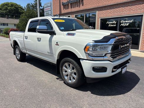 Used 2022 RAM 2500 Limited AWD/4WD image 30