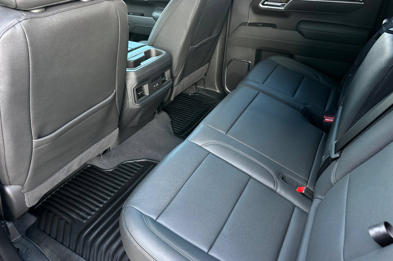 New 2026 Chevrolet Silverado 1500 LT w/ Safety Package AWD/4WD image 12