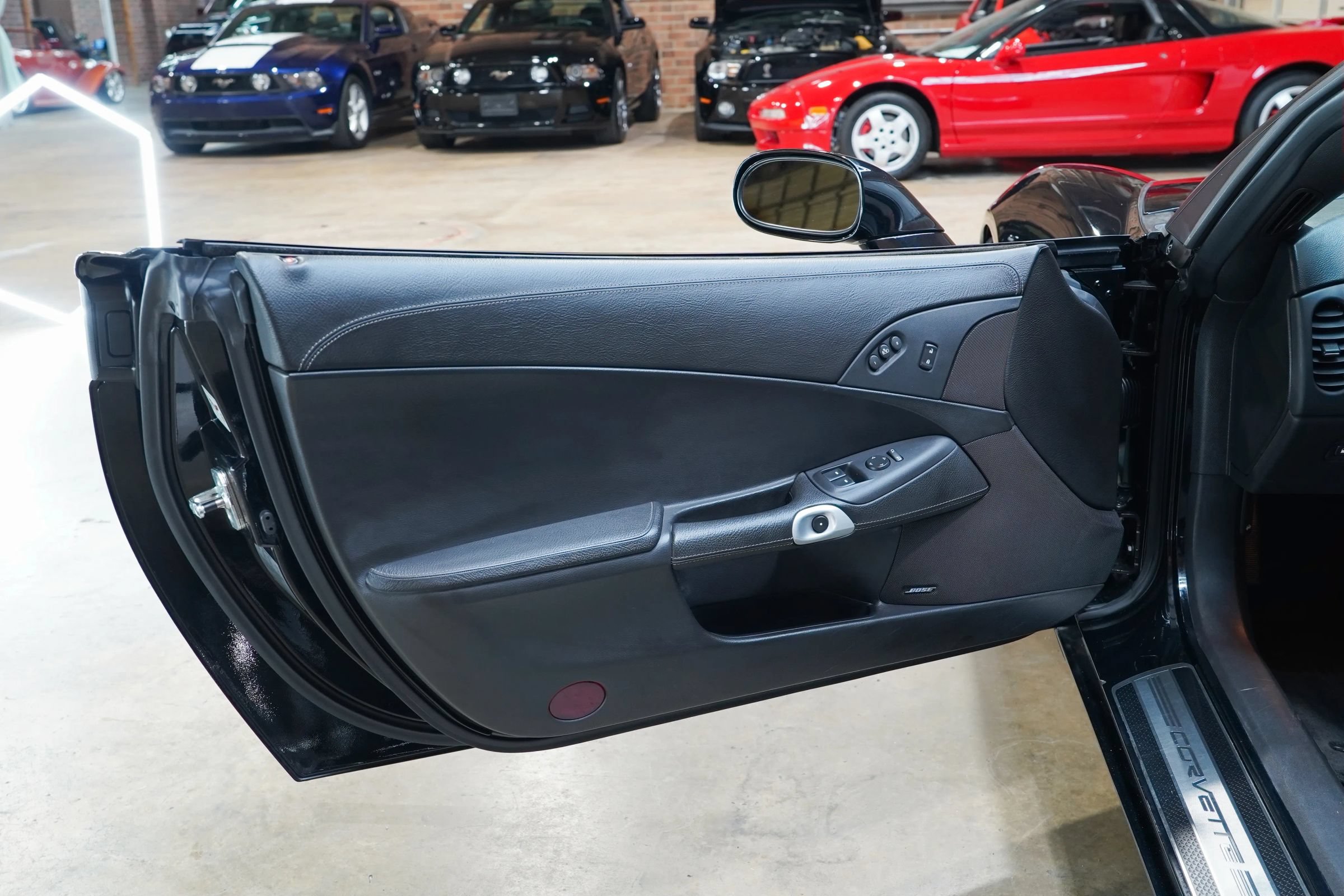 Used 2010 Chevrolet Corvette Coupe w/ Preferred Equipment Group RWD image 39