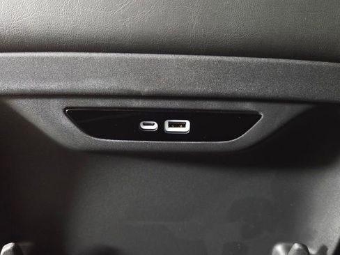 New 2026 Chrysler Pacifica Select image 28