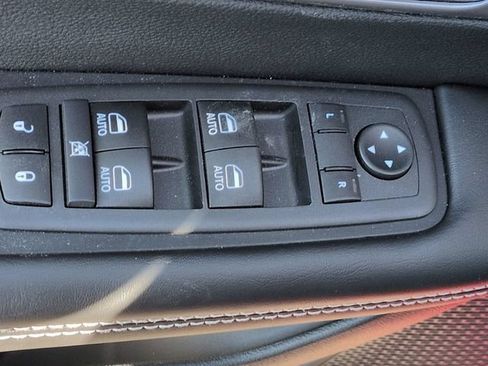 New 2026 Chrysler Pacifica Select AWD/4WD image 15