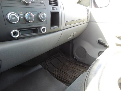 Used 2007 Chevrolet Silverado 1500 W/T image 34