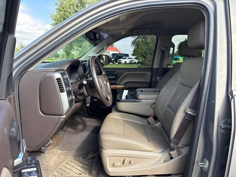 Used 2017 Chevrolet Silverado 1500 LTZ w/ Sport Package AWD/4WD image 16