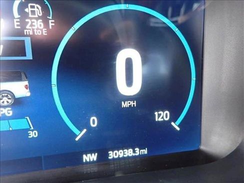 Used 2023 Ford F150 Lariat w/ Equipment Group 502A High AWD/4WD image 30