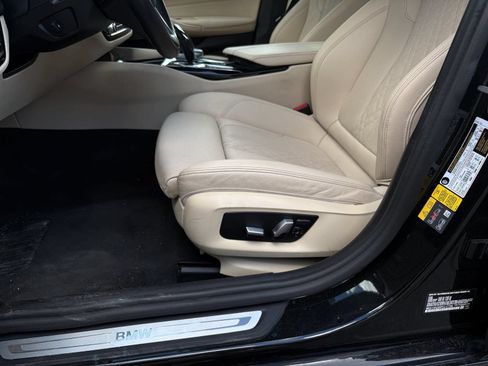 Used 2023 BMW 530e w/ Premium Package RWD image 29